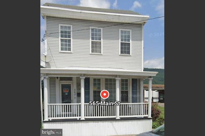 565 Main St