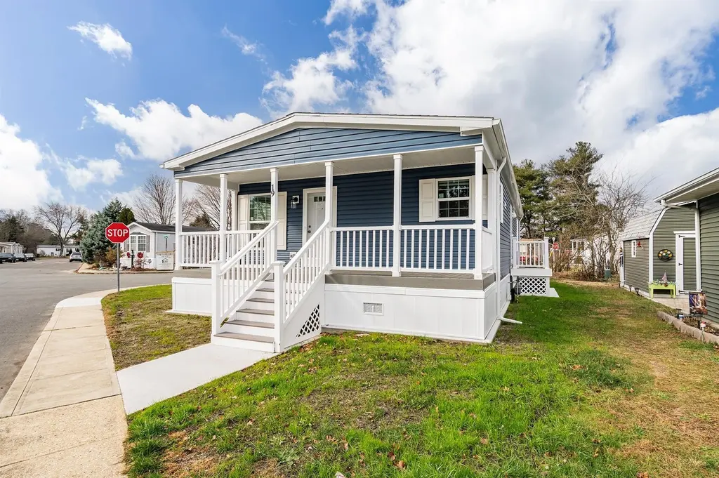 19 Southwind Cir