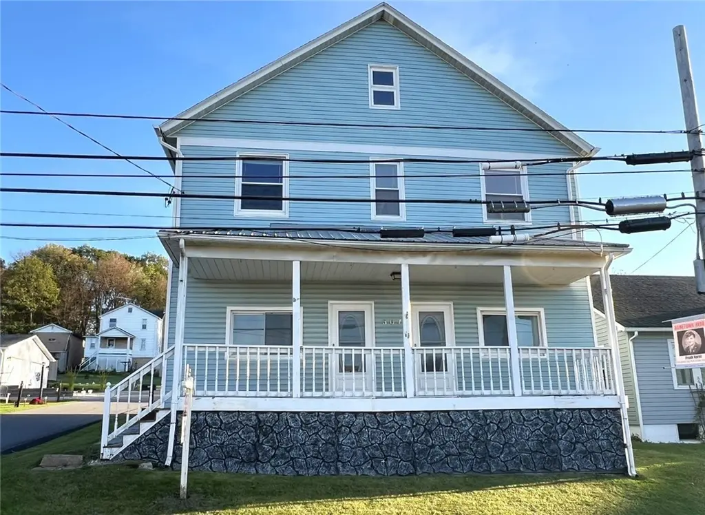 307 Lambert St