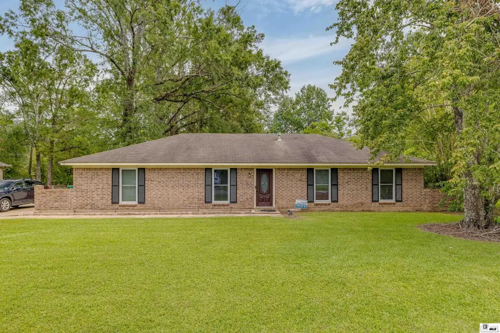 34 Forest Dr