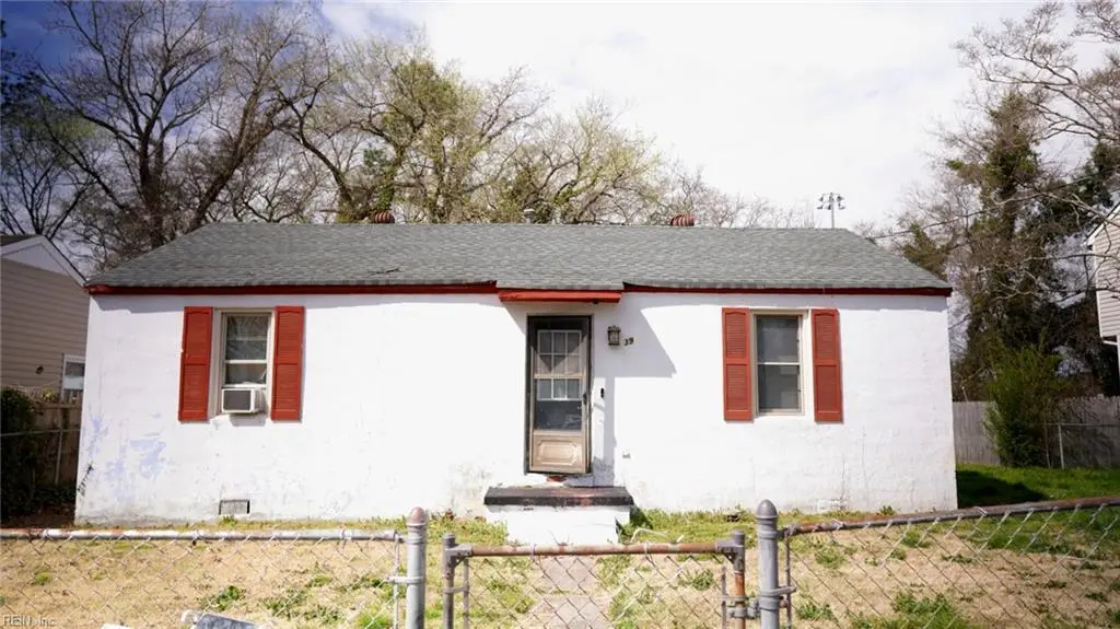 39 Pollux Cir W