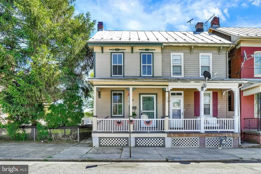 175 S East St