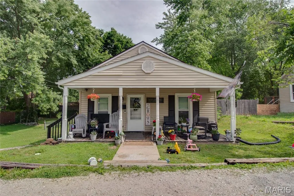3308 Fernwood Ave