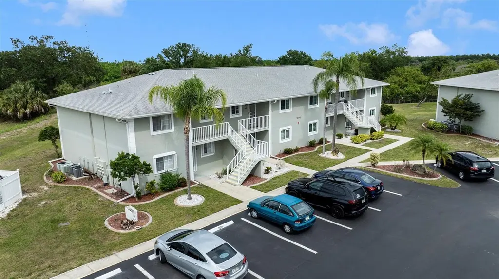3310 Loveland Blvd #1606