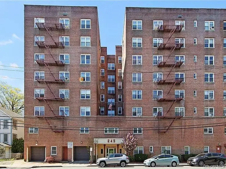 245 Bronx River Rd Unit 7F