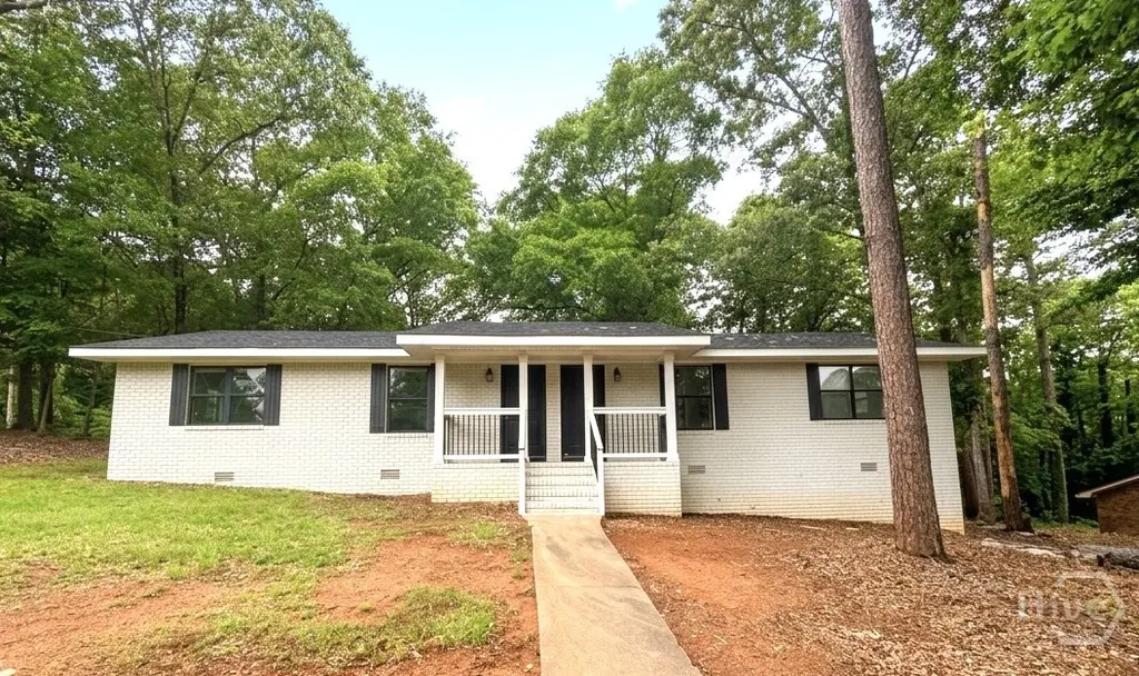 1001 Alpine Ct