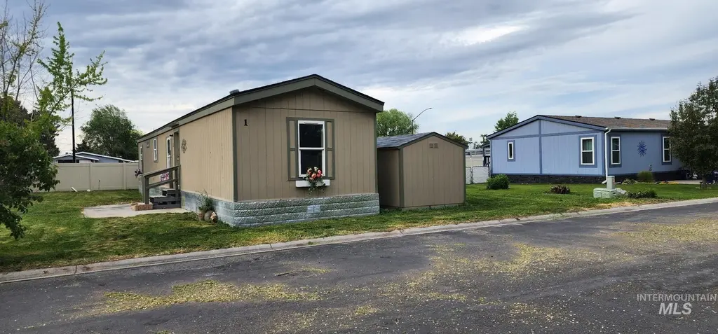 5016 E Ustick #1