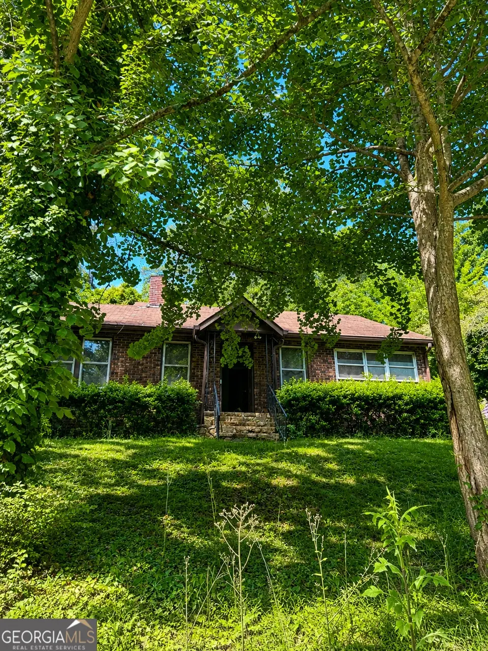 307 Pine St