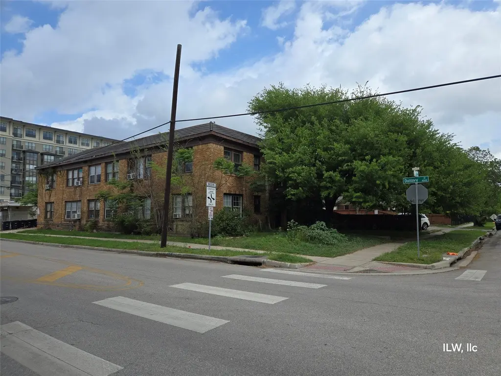 1658 W Main St #8