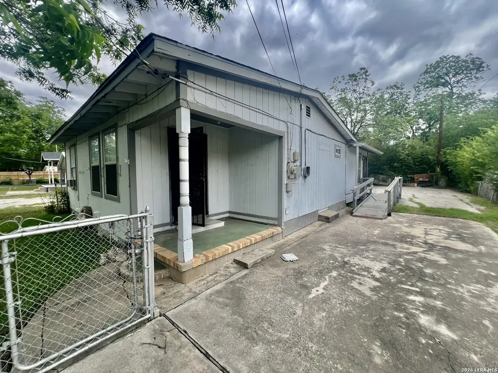 1315 Brighton