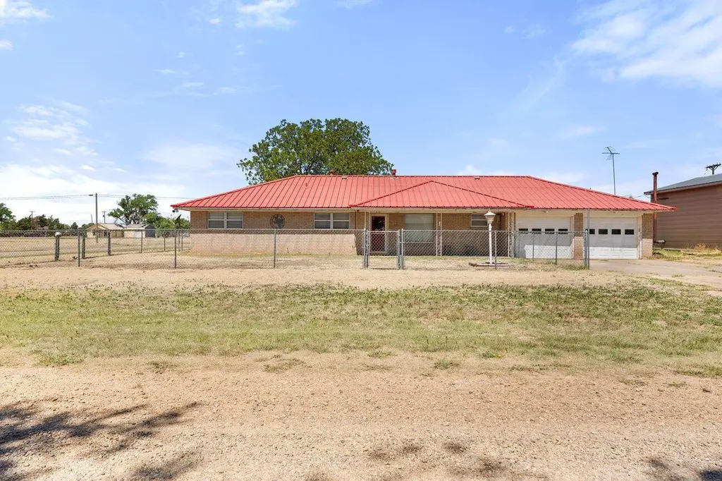 516 Tascosa Ave