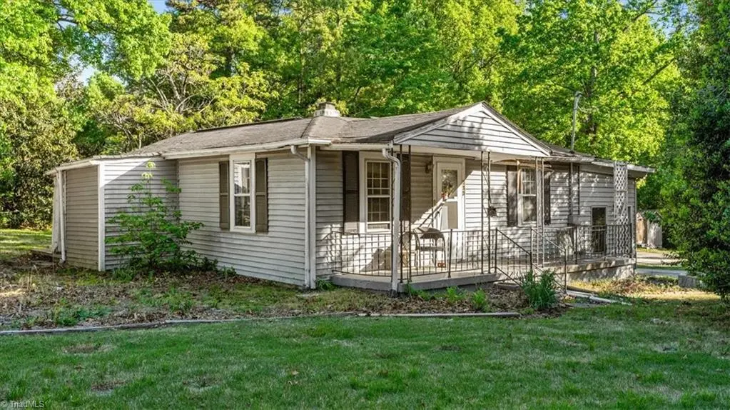 130 Albertson Rd