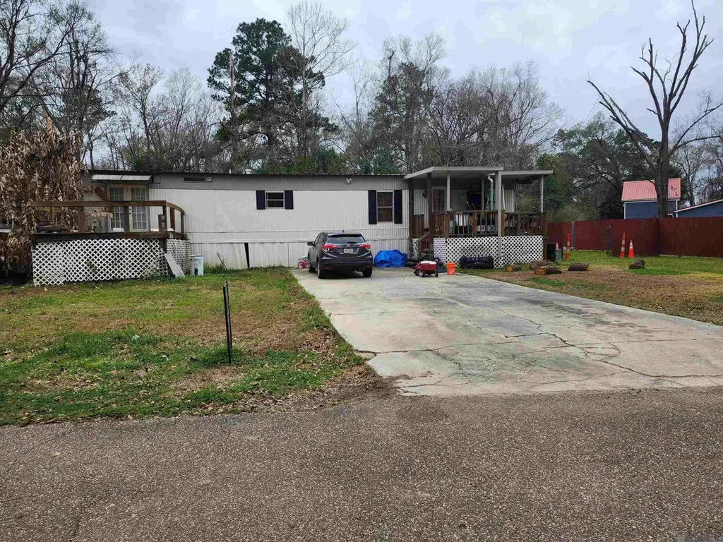 18705 Ducros Rd