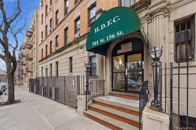 501 W 156th St #22