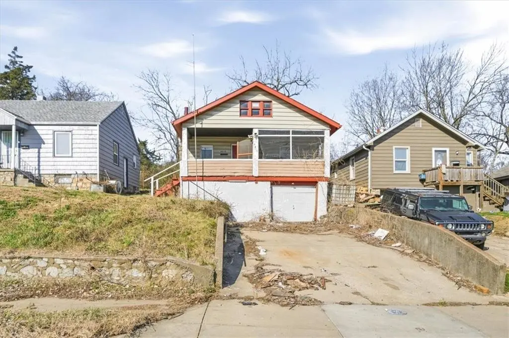 4418 Monroe Ave