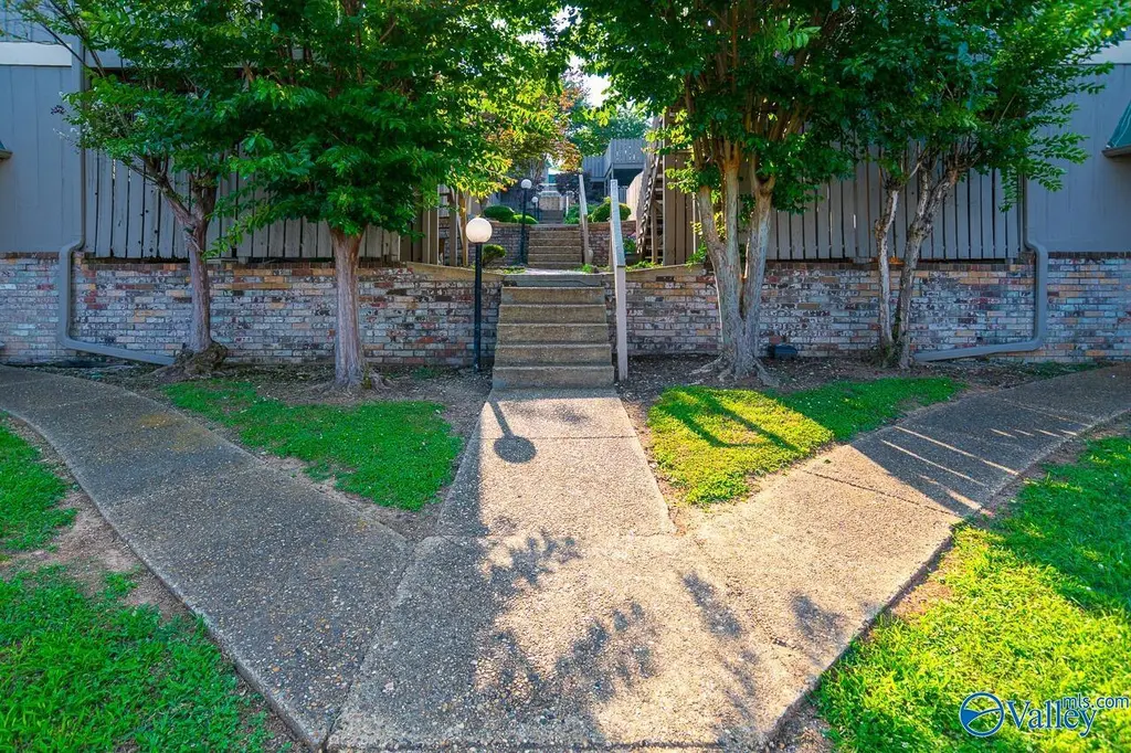 2225 Golf Rd #214