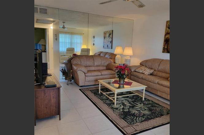 351 Markham P #351