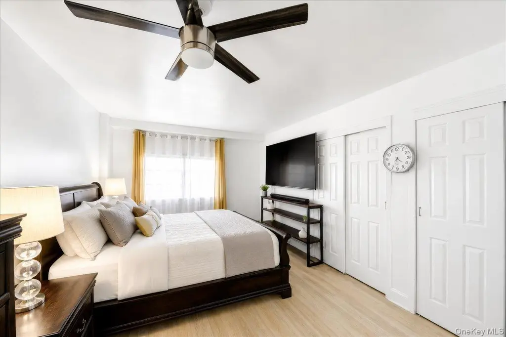 880 Boynton Ave Unit 13A