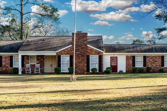 1616 Fern Dr
