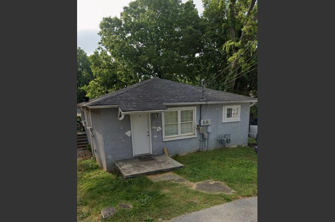1119 Comstock Ave