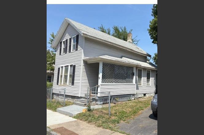 14 Durgin St
