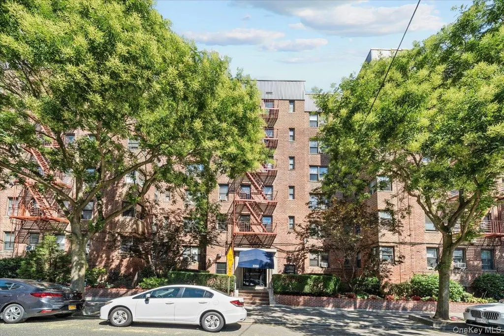 3260 Netherland Ave Unit 3H