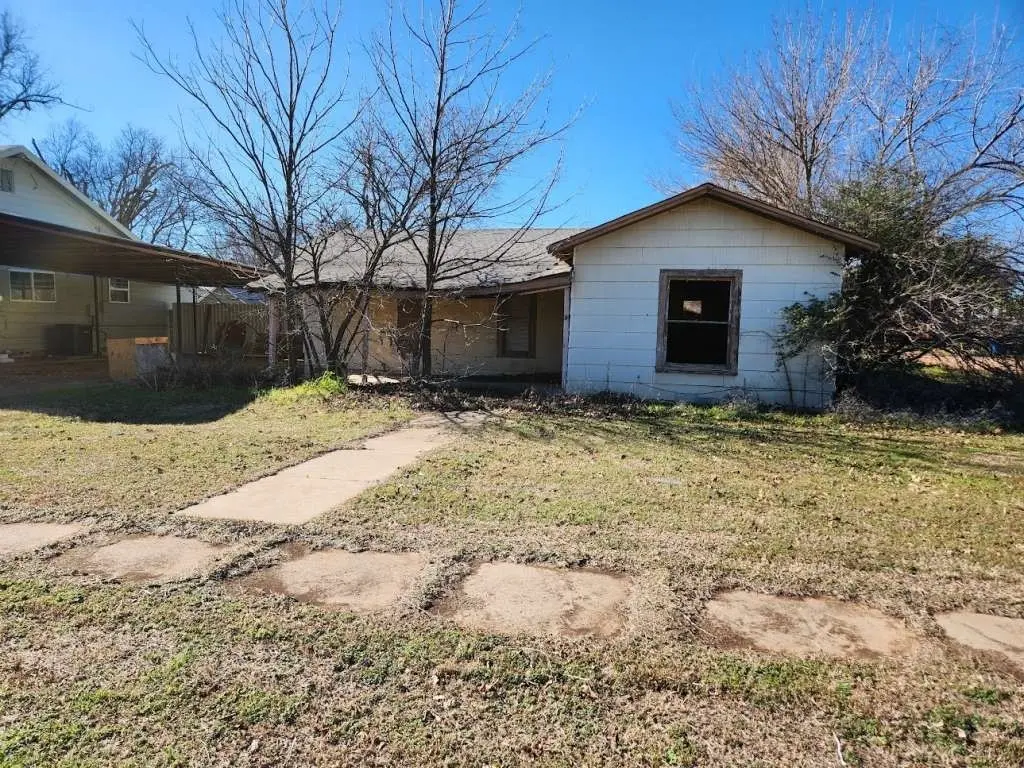 303 N 5th
