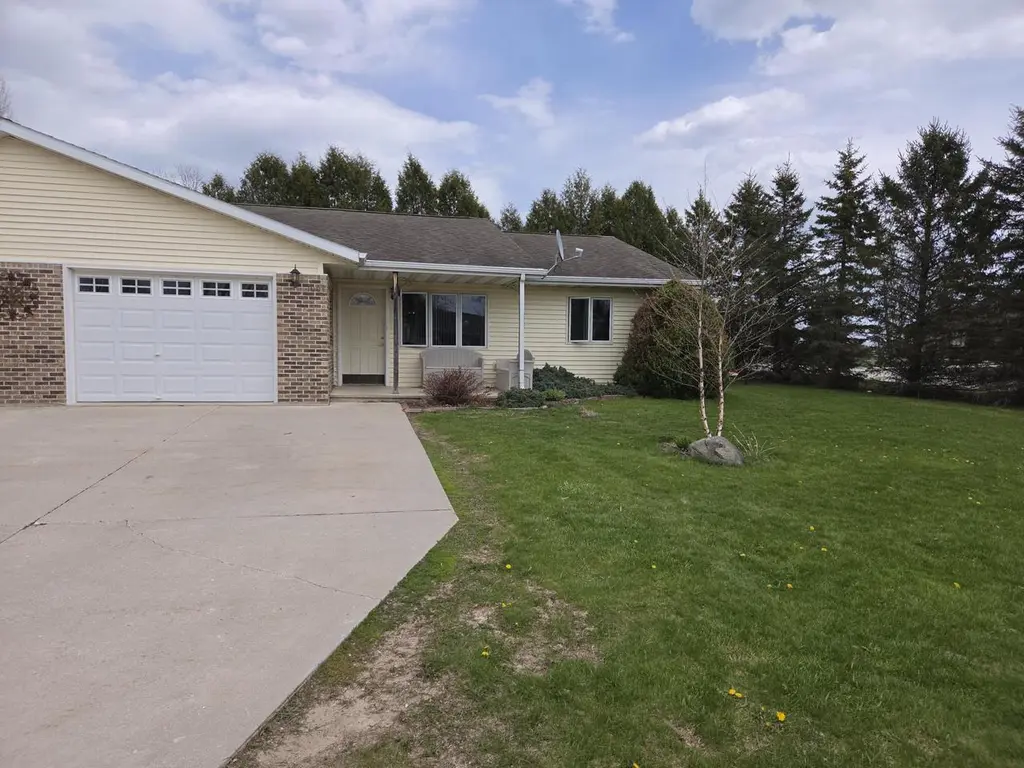 1004 Chrysler Dr
