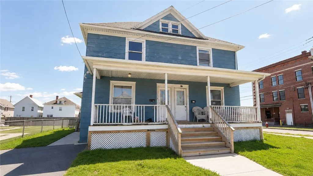 161-163 Exchange St