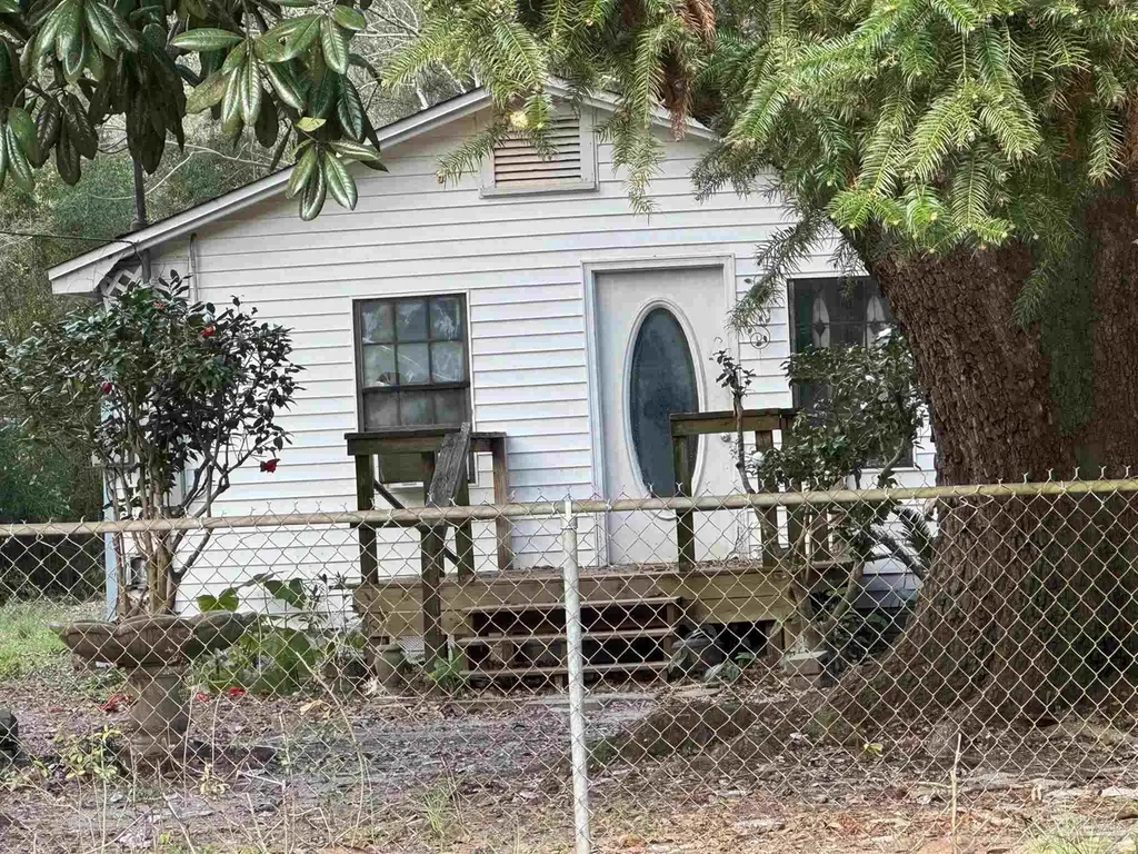 1510 Acorn Ln
