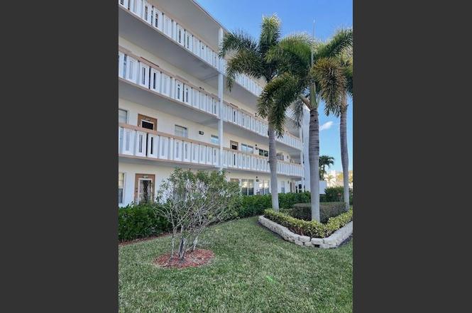 2075 Cornwall D #2075