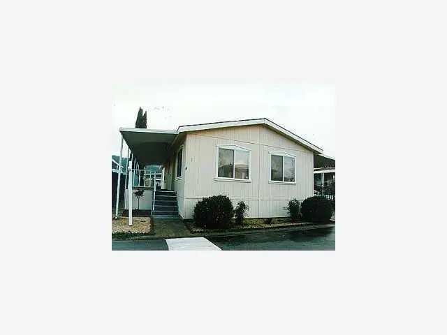 500 W Tenth St #29