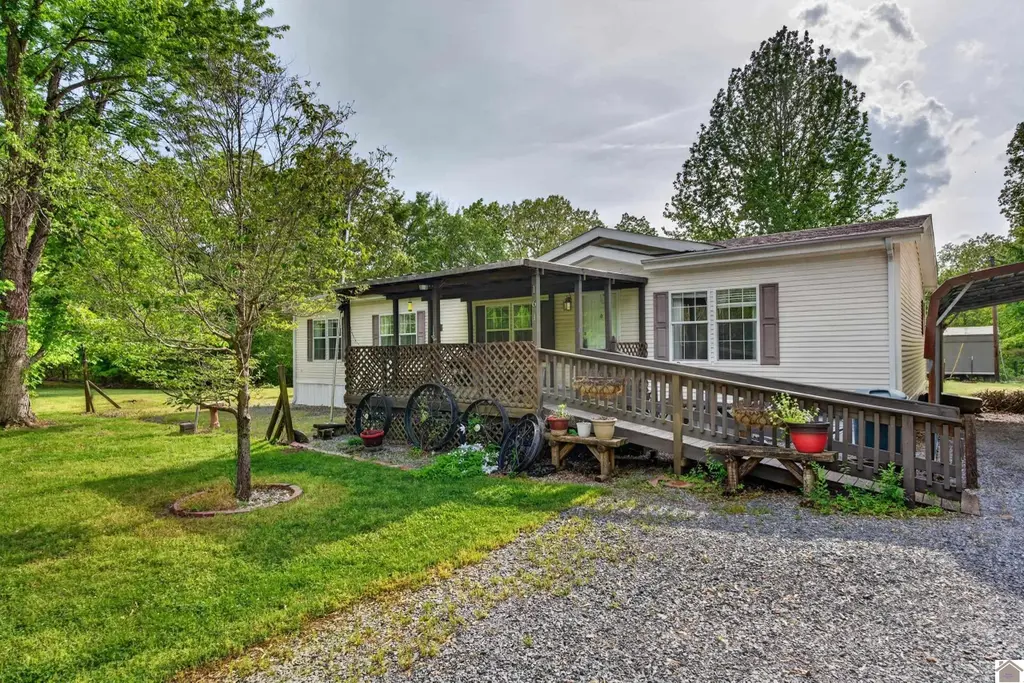 161 Wesley Dr