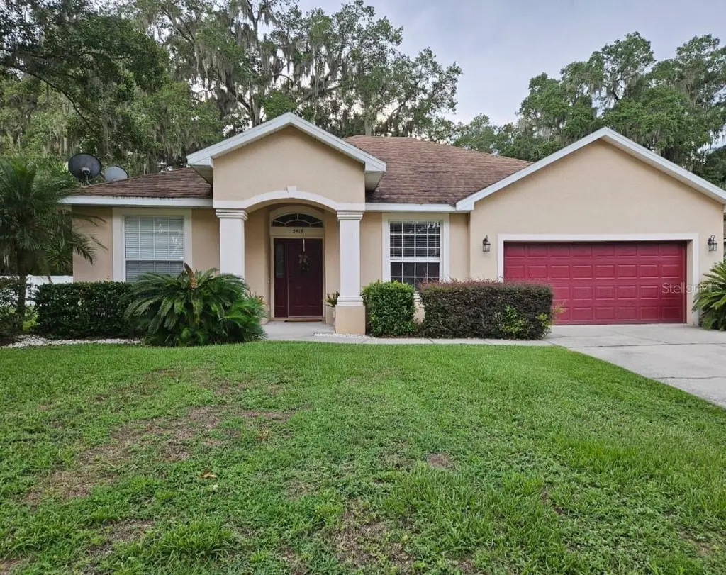 5419 Oxford Manor Cir