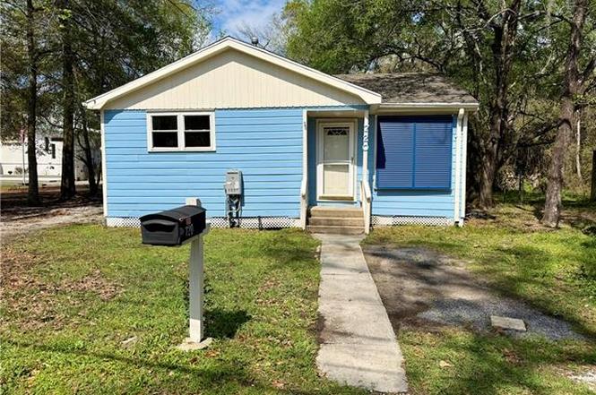 720 Cousin St