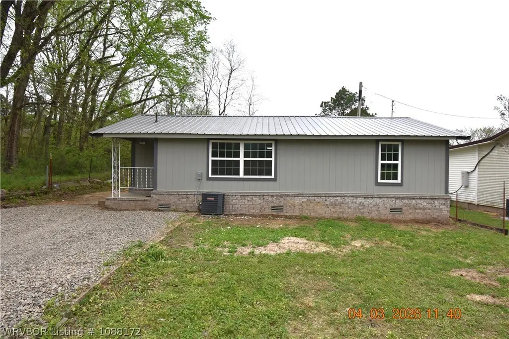 117 W Choctaw Ave