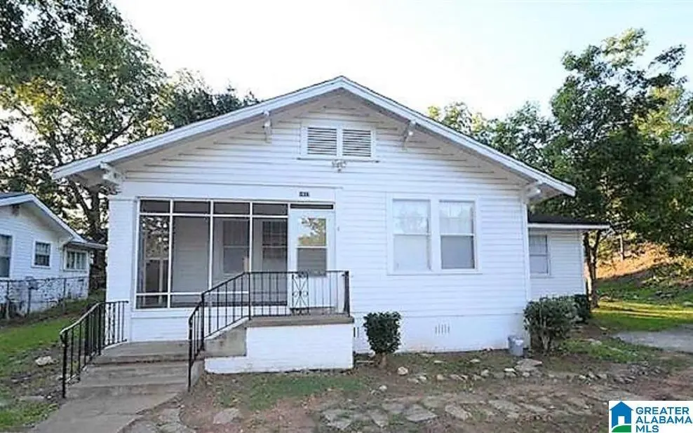 1417 Clarendon Ave