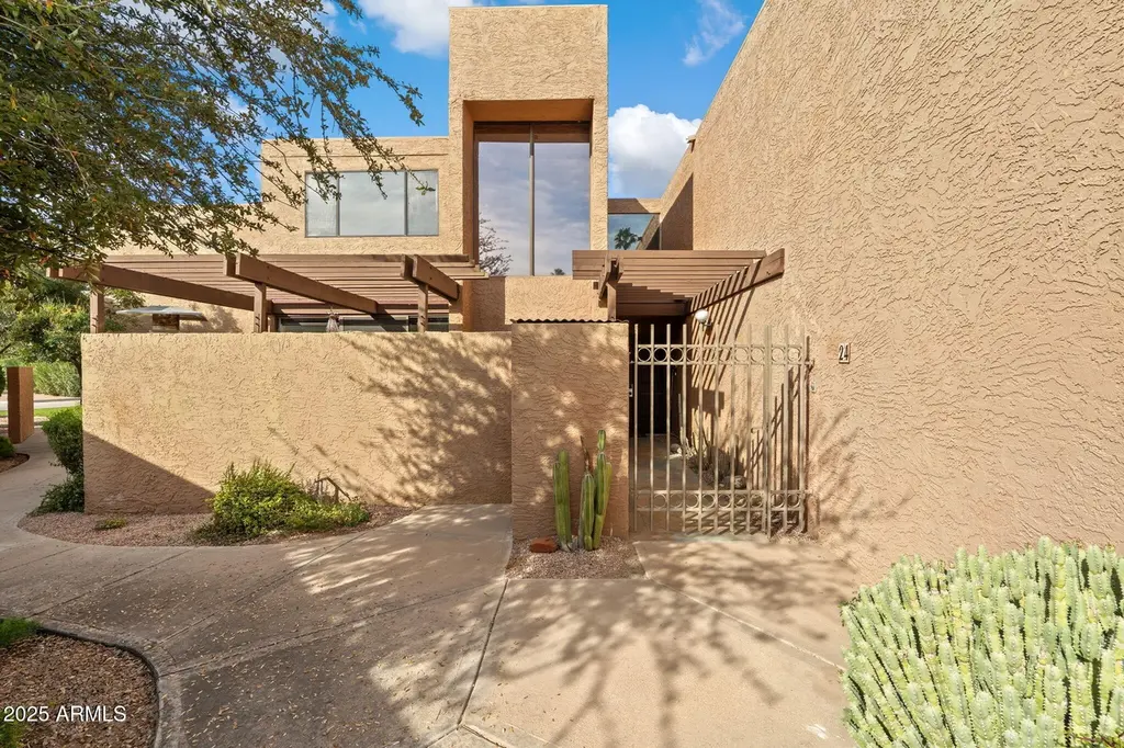 7401 N Scottsdale Rd #24