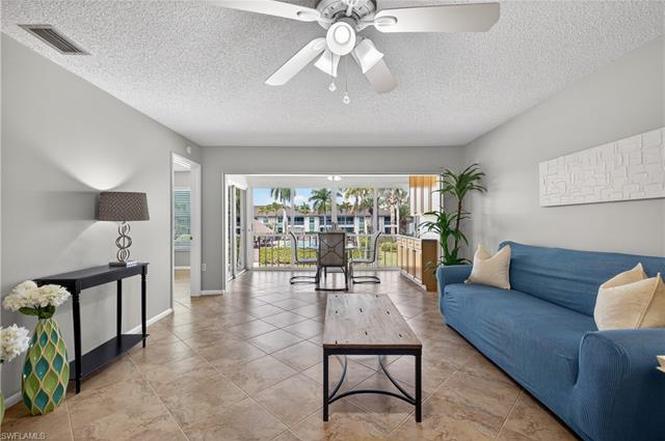 325 Charlemagne Blvd Unit A206