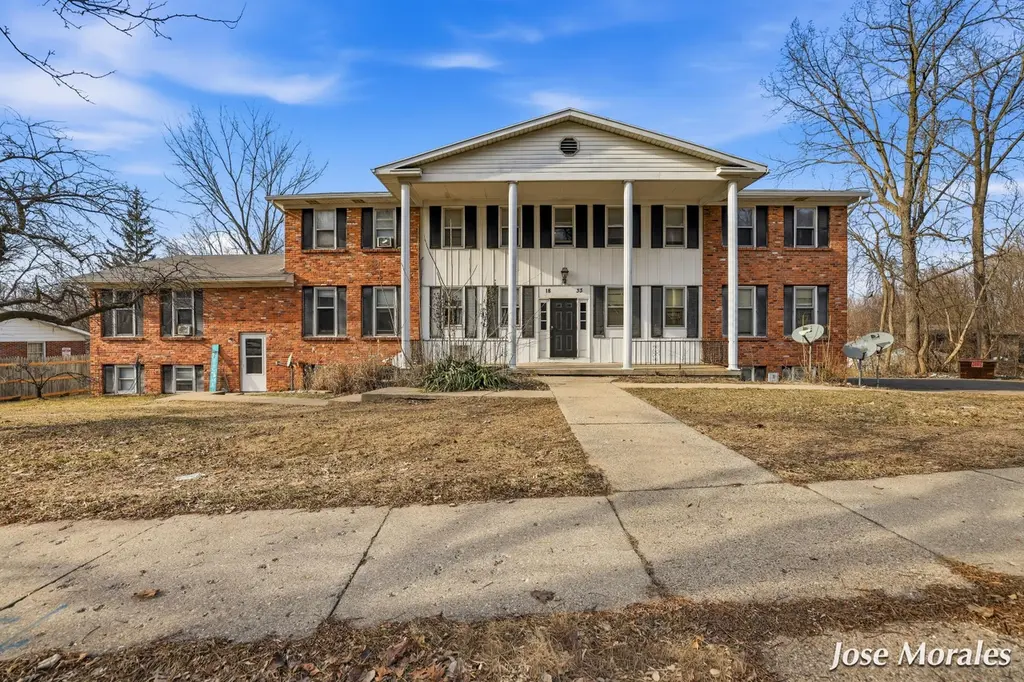 1833 Prairie Pkwy SW
