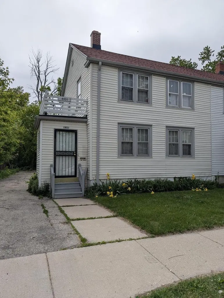 4401 N 25 St