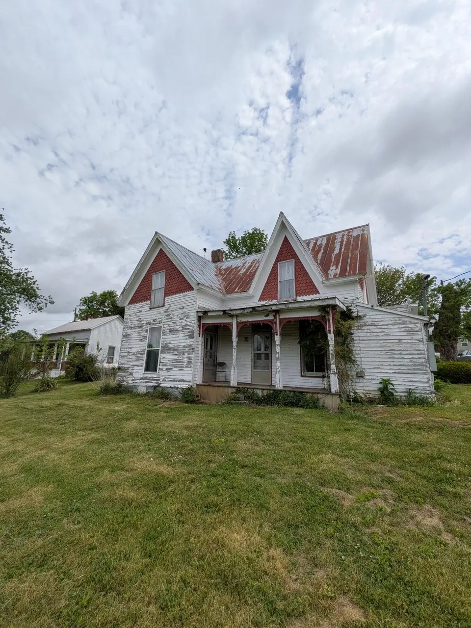 928 Nepton Rd