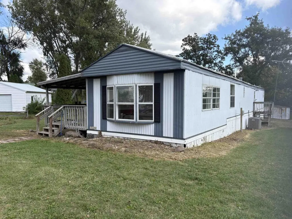 213 Brookside Dr