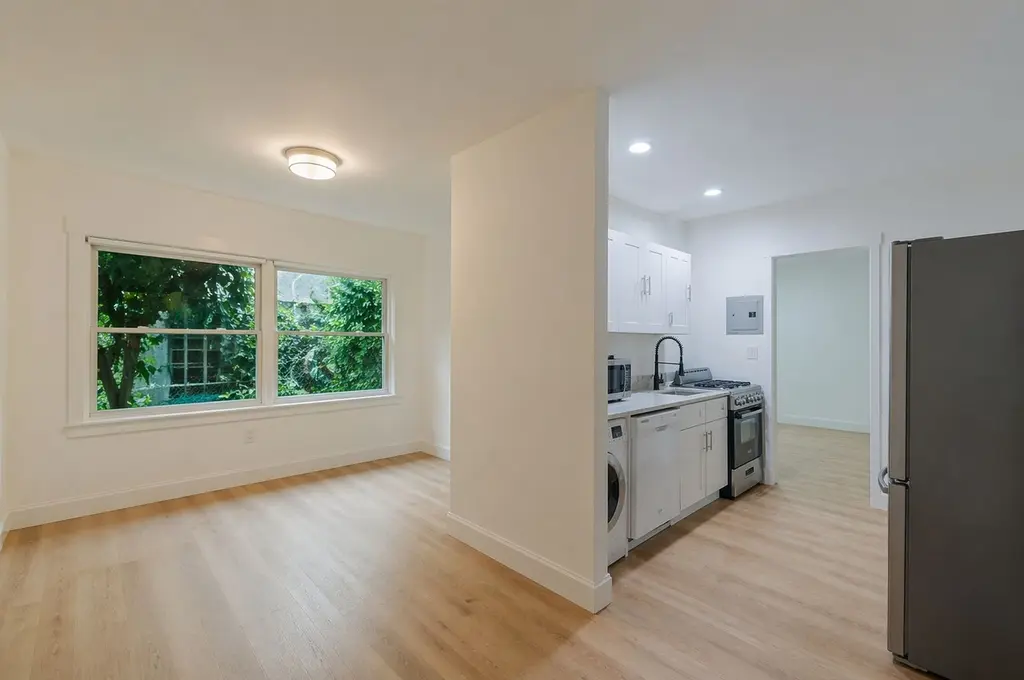 1555 Pennsylvania Ave #108