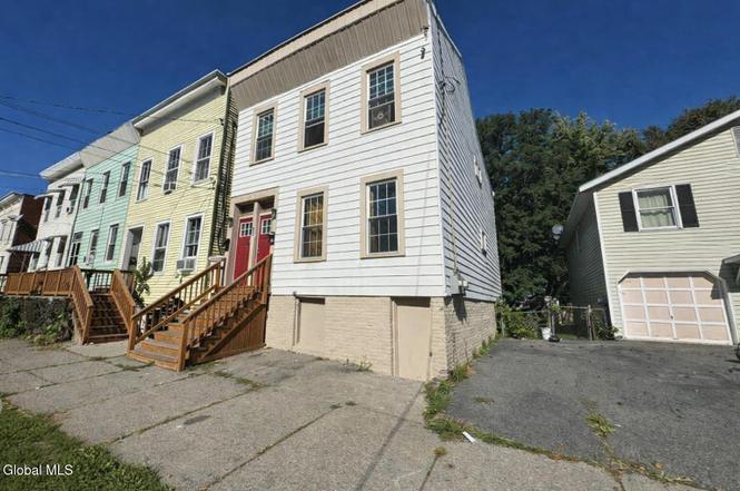 193 Livingston Ave