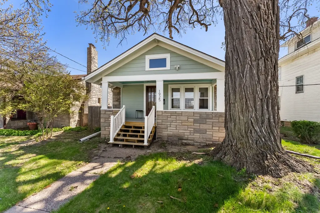 1925 Eastern Ave