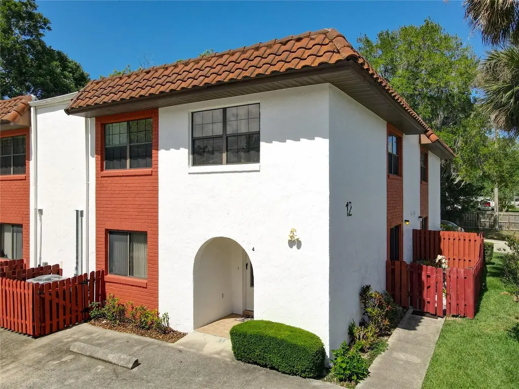 910 Big Tree Rd Unit 12-4