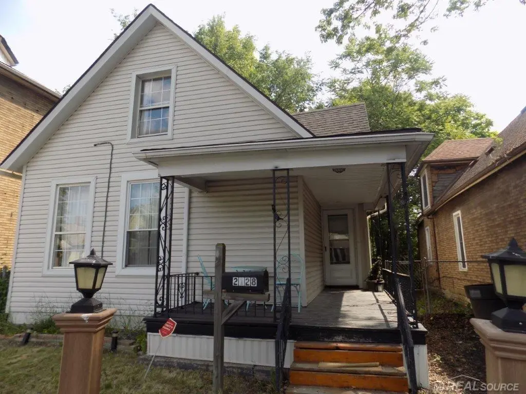 2128 Scotten St