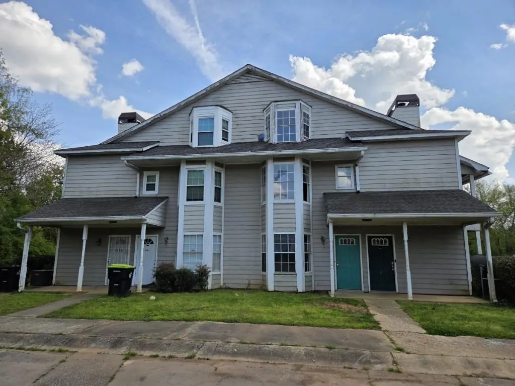 9460 Cypress Ln