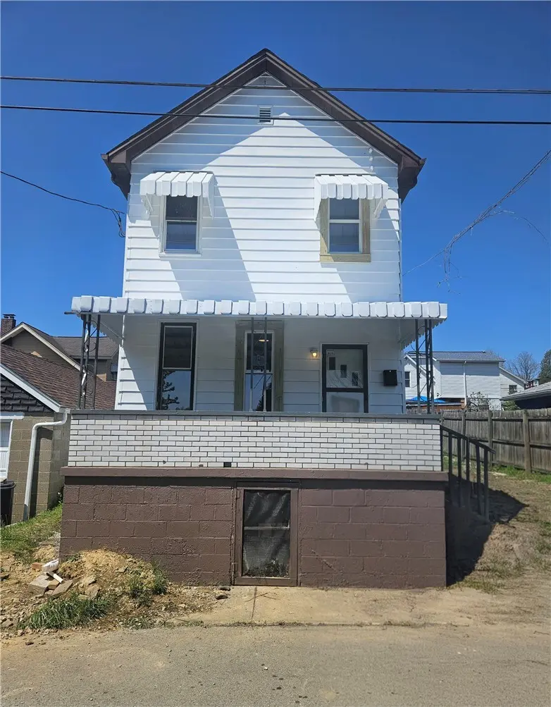 807 Hazlett Ave
